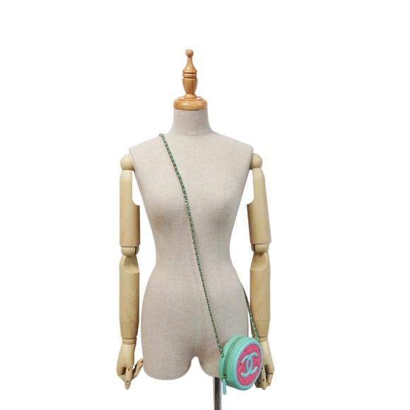 *RARE* Chanel Filigree Round Bag!! - Picture 7 of 7